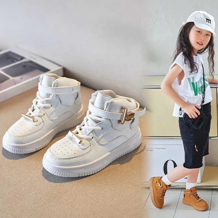 حذاء اطفال عصري و رياضي - Modern and sporty children's shoes