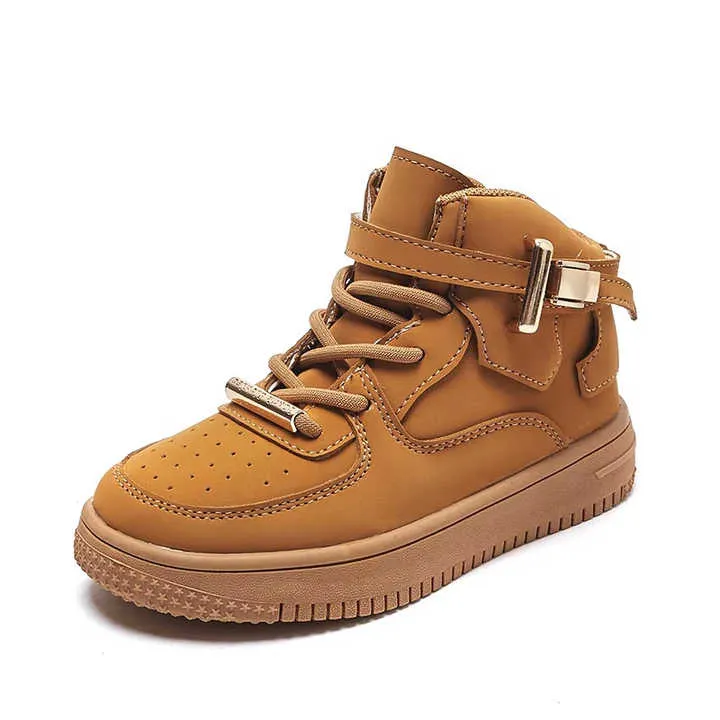 حذاء اطفال عصري و رياضي - Modern and sporty children's shoes
