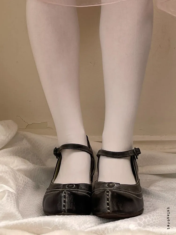   eu39 distressed mary jane heels