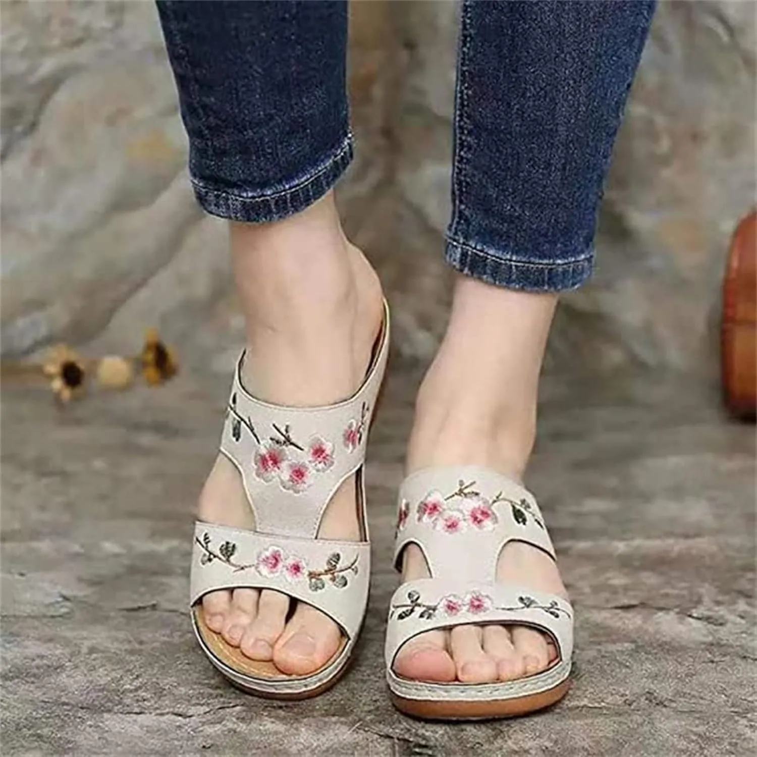Ladmiple Sandals Women 2023 Fashion Floral Orthopedic Flip Flops with Arch Support Slippers Roman Casual Open Toe Sandal