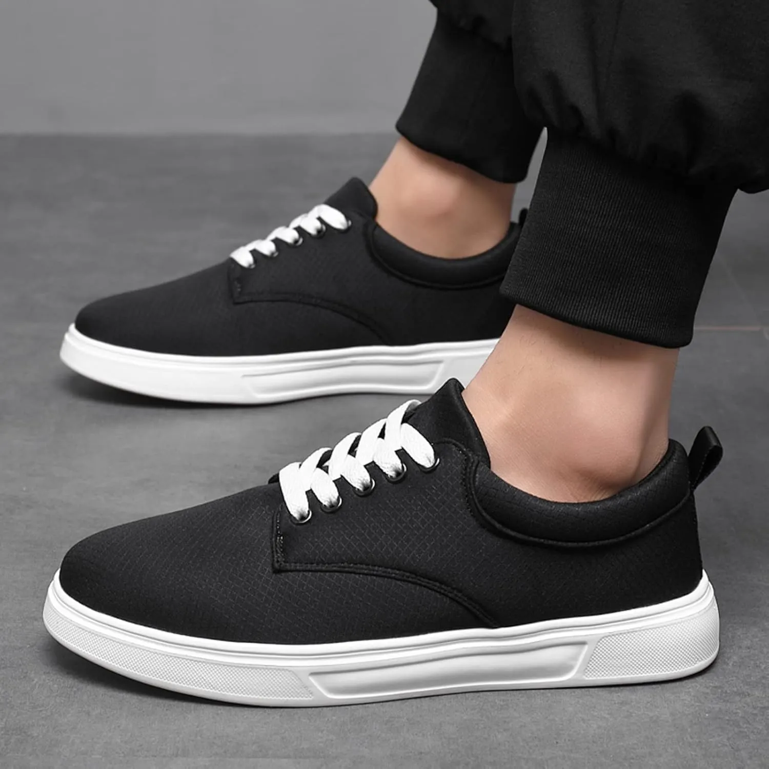 Men Casual Shoes Fashionable and Simple Solid Color Thick Bottomed Flat Bottomed Comfortable Canvas Dress Down Shoes Men